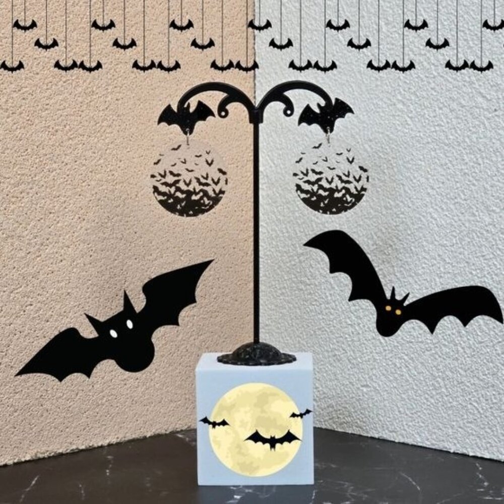 🎃‎ Acrylic Black Bat Halloween Earrings (NWOT)
